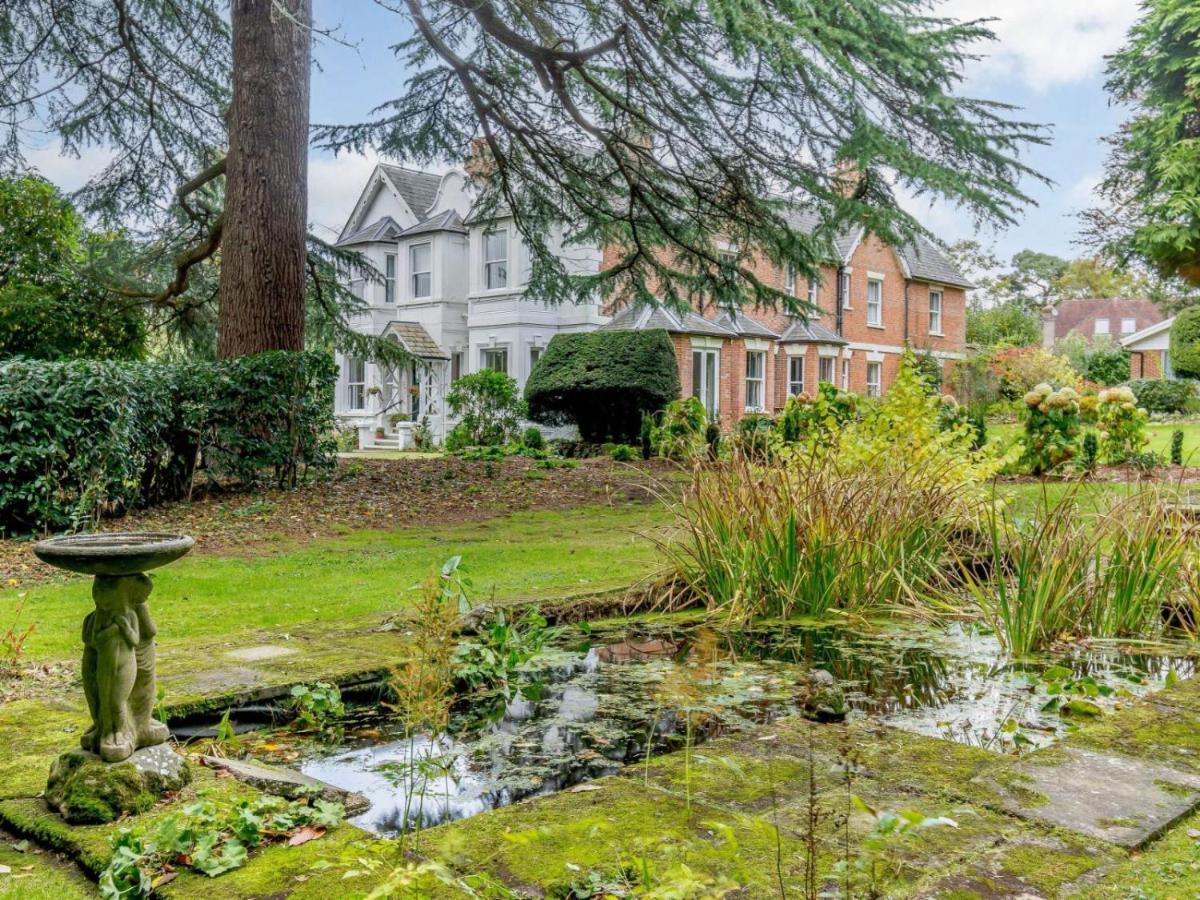 مبيت وإفطار لينجفيلد Claridge House المظهر الخارجي الصورة